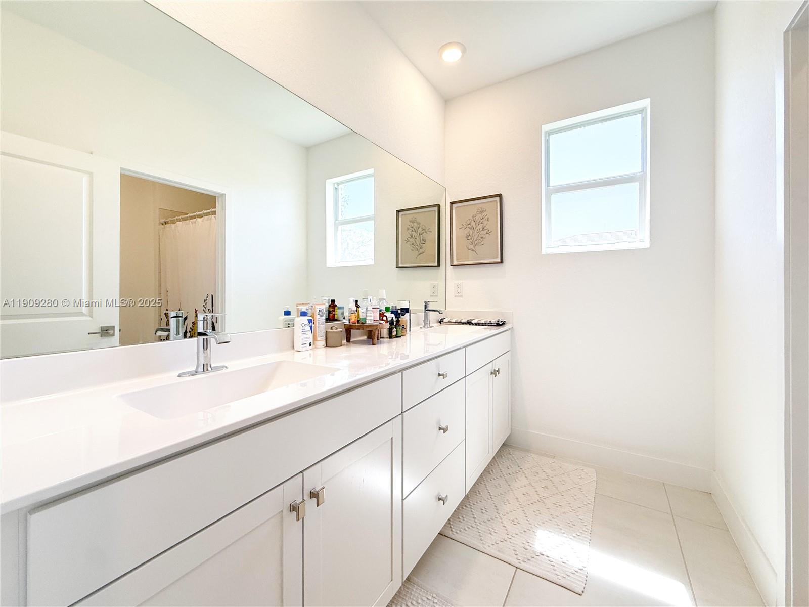 KROME GROVE ESTATES - Residential