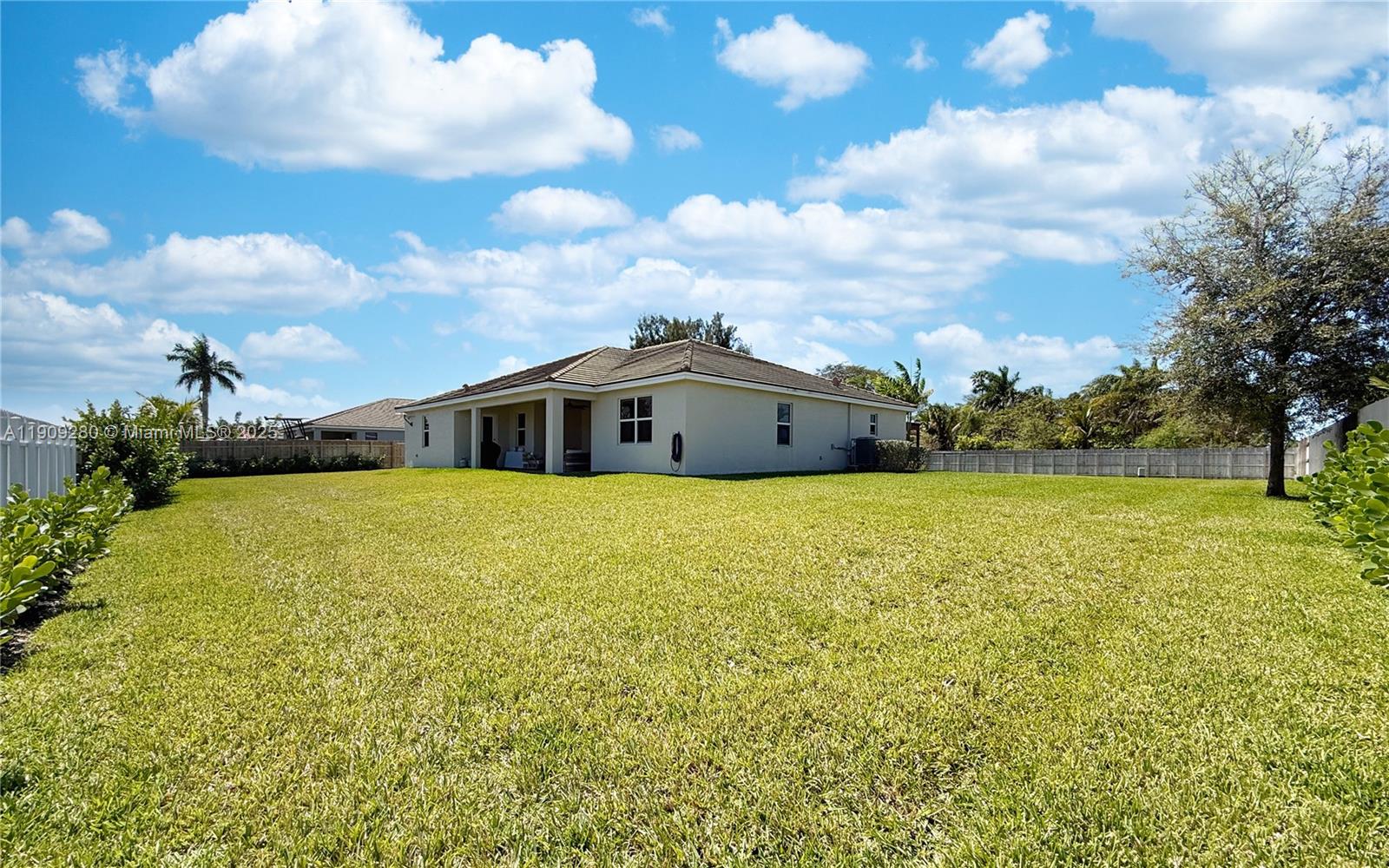 KROME GROVE ESTATES - Residential