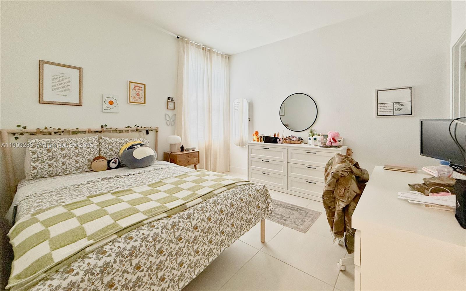 KROME GROVE ESTATES - Residential