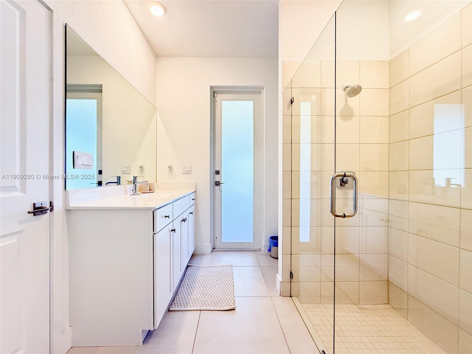 KROME GROVE ESTATES - Residential