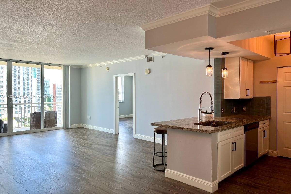 CITE CONDO - Residential