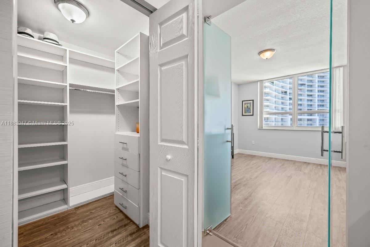 CITE CONDO - Residential