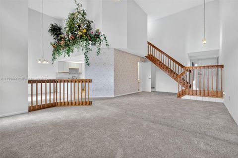 1042 SW 113th Ter 121 Pembroke Pines FL 33025