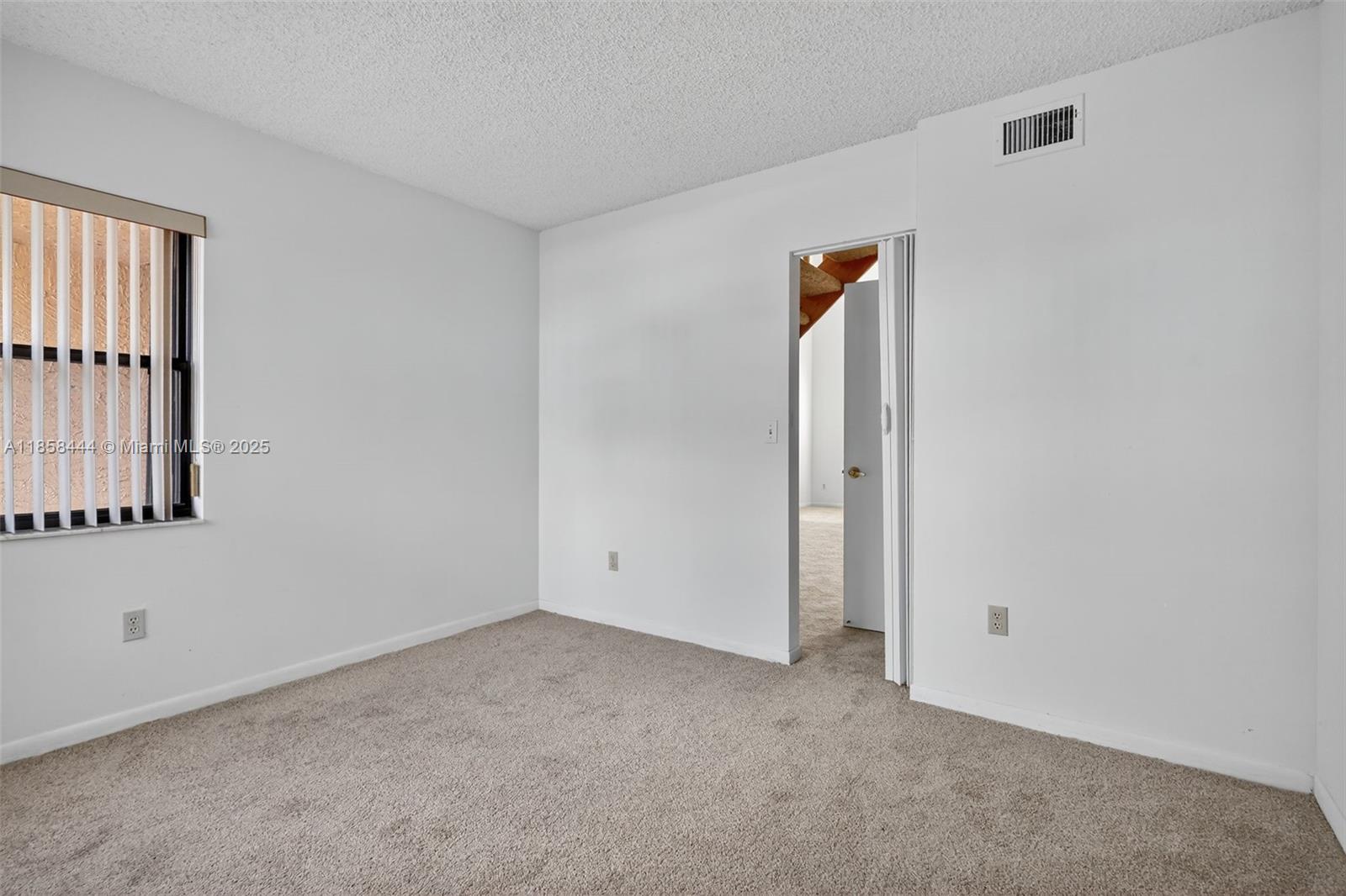 1042 SW 113th Ter