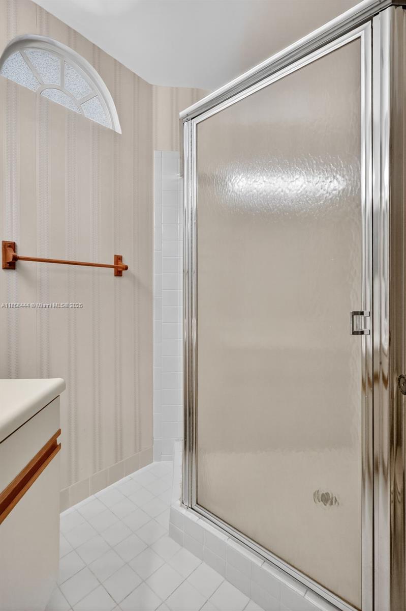 PEMBROKE LAKES SOUTH - Residential