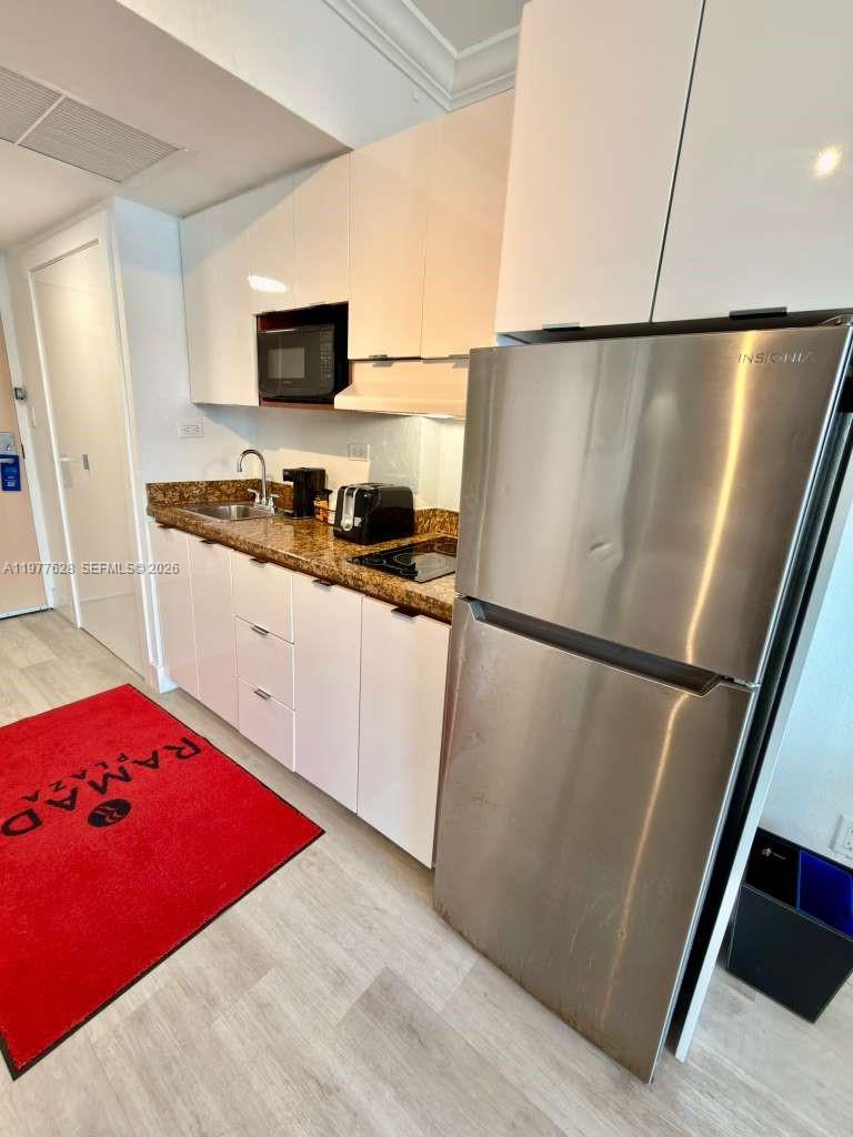 THE AVENTURA BEACH CLUB C - Residential