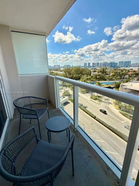Tiny photo for 19201 Collins Ave #933, Sunny Isles Beach, FL 33160 (MLS # A11977628)