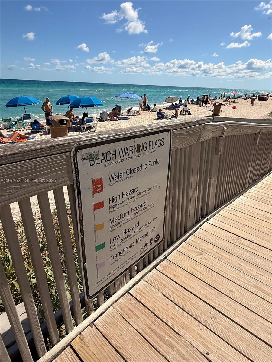 THE AVENTURA BEACH CLUB C - Residential