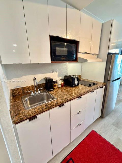 Tiny photo for 19201 Collins Ave #933, Sunny Isles Beach, FL 33160 (MLS # A11977628)