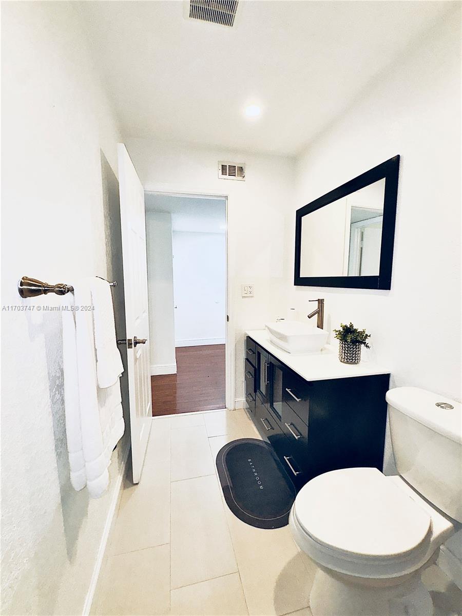 VILLAS AT BONAVENTURE IN - Residential