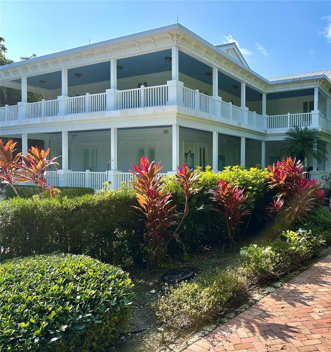 ISLAMORADA, TOWNSITE OF - Residential