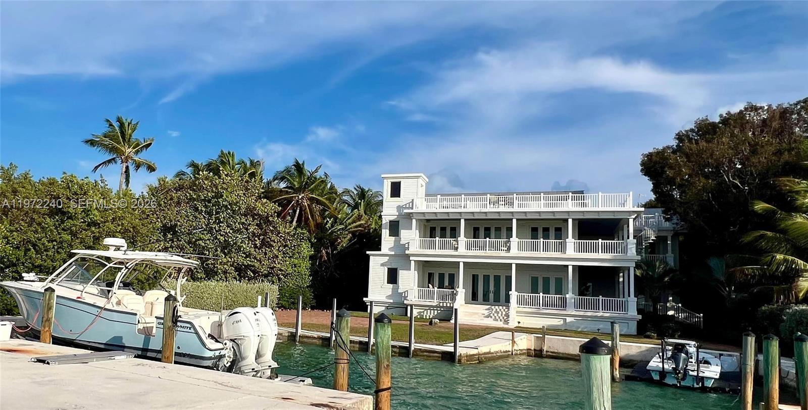 ISLAMORADA, TOWNSITE OF - Residential