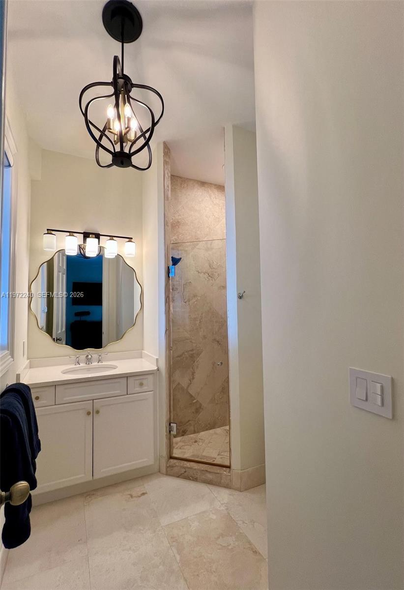 ISLAMORADA, TOWNSITE OF - Residential