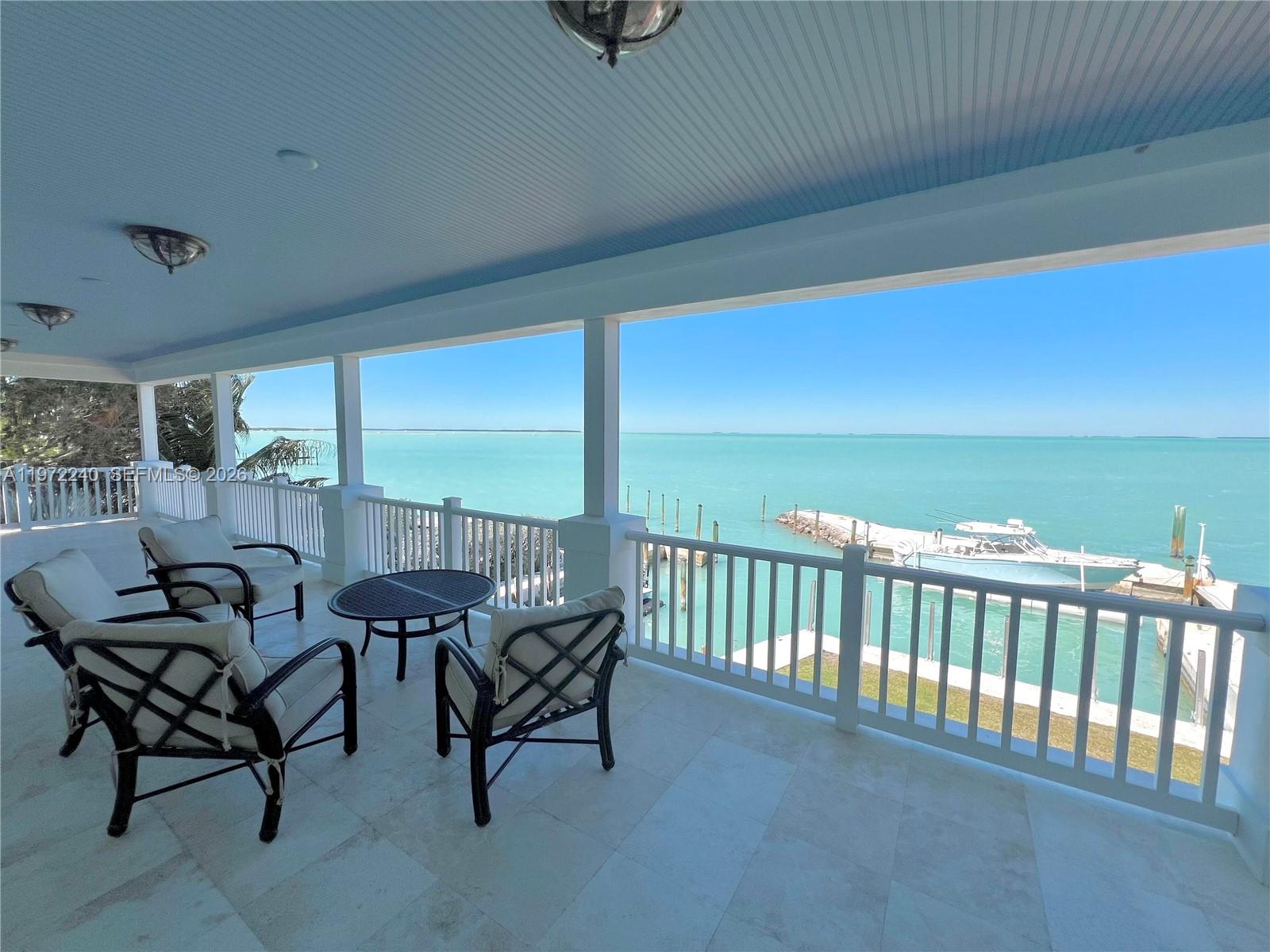 ISLAMORADA, TOWNSITE OF - Residential