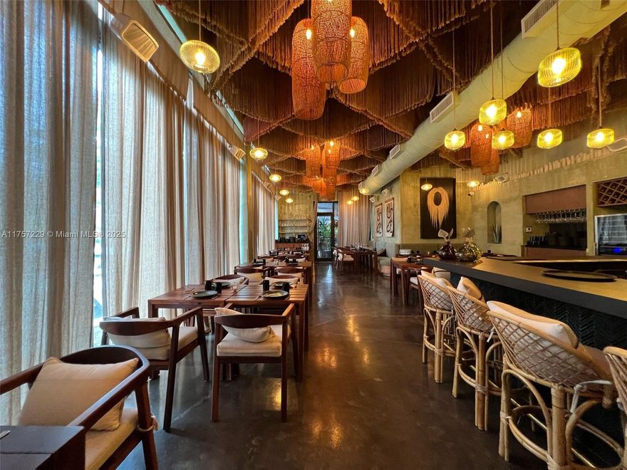 Located in the heart of Wynwood, this brand-new 5,000 sq ft restaurant offers both indoor and outdoor seating. With a 4COP liquor license (fully updated and operational) and a lease of $22,000/month all-inclusive, this is the perfect opportunity to enter Miami’s thriving culinary scene.