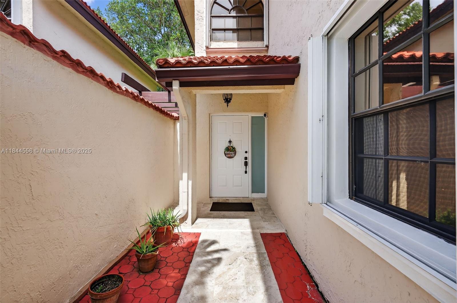 9245 W Sunrise Blvd, Plantation, FL, 33322/$435,000 4 9245 W Sunrise Blvd