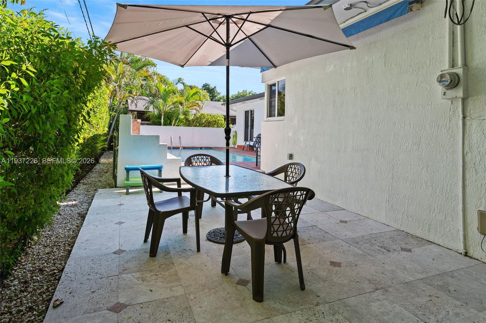 BAY HEIGHTS - Residential