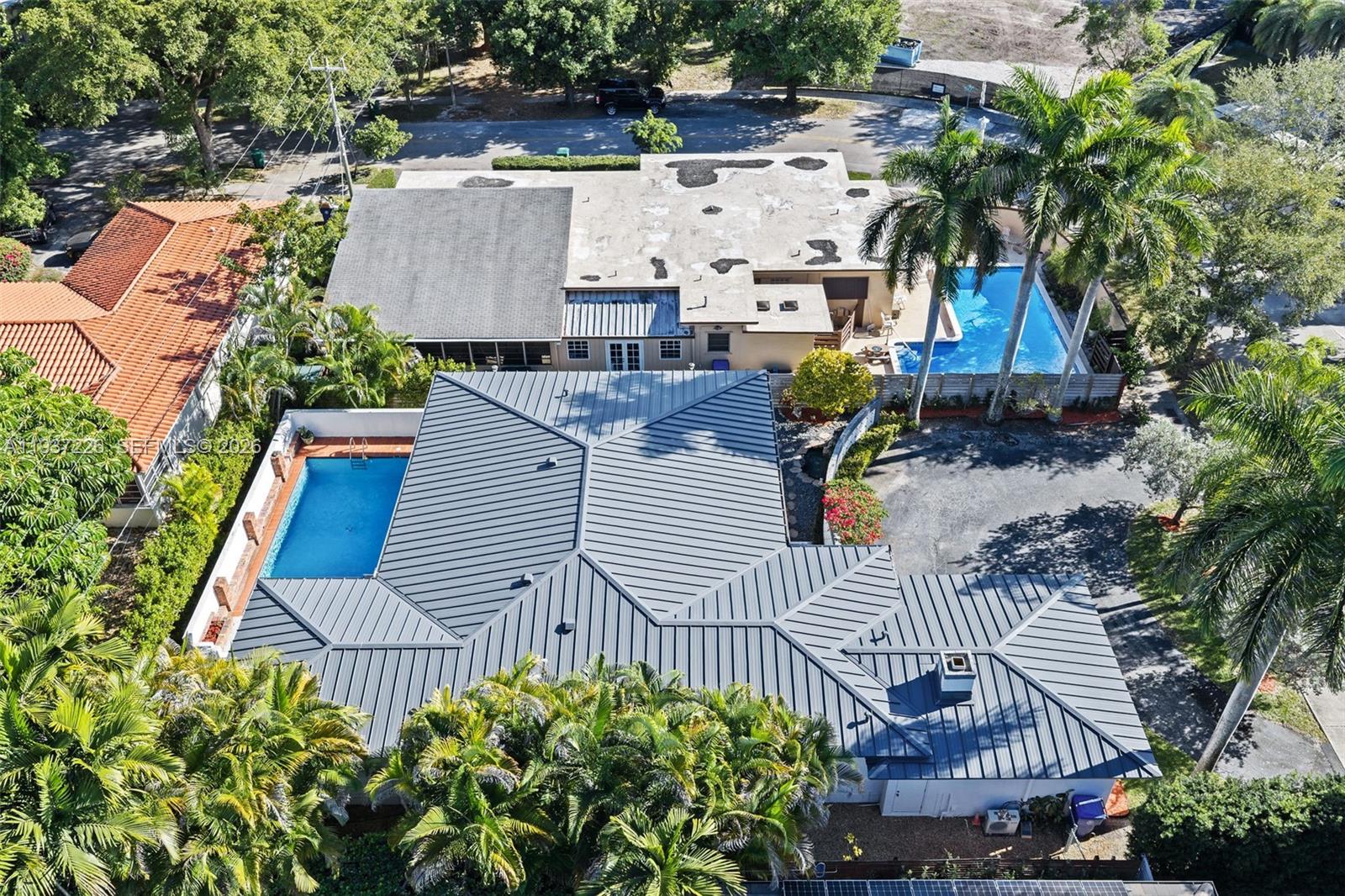 BAY HEIGHTS - Residential