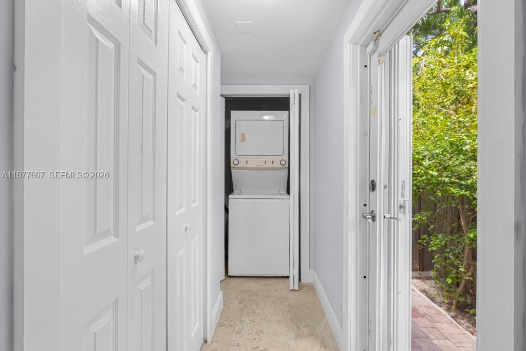 SILVER BLUFF EST SEC C - Residential