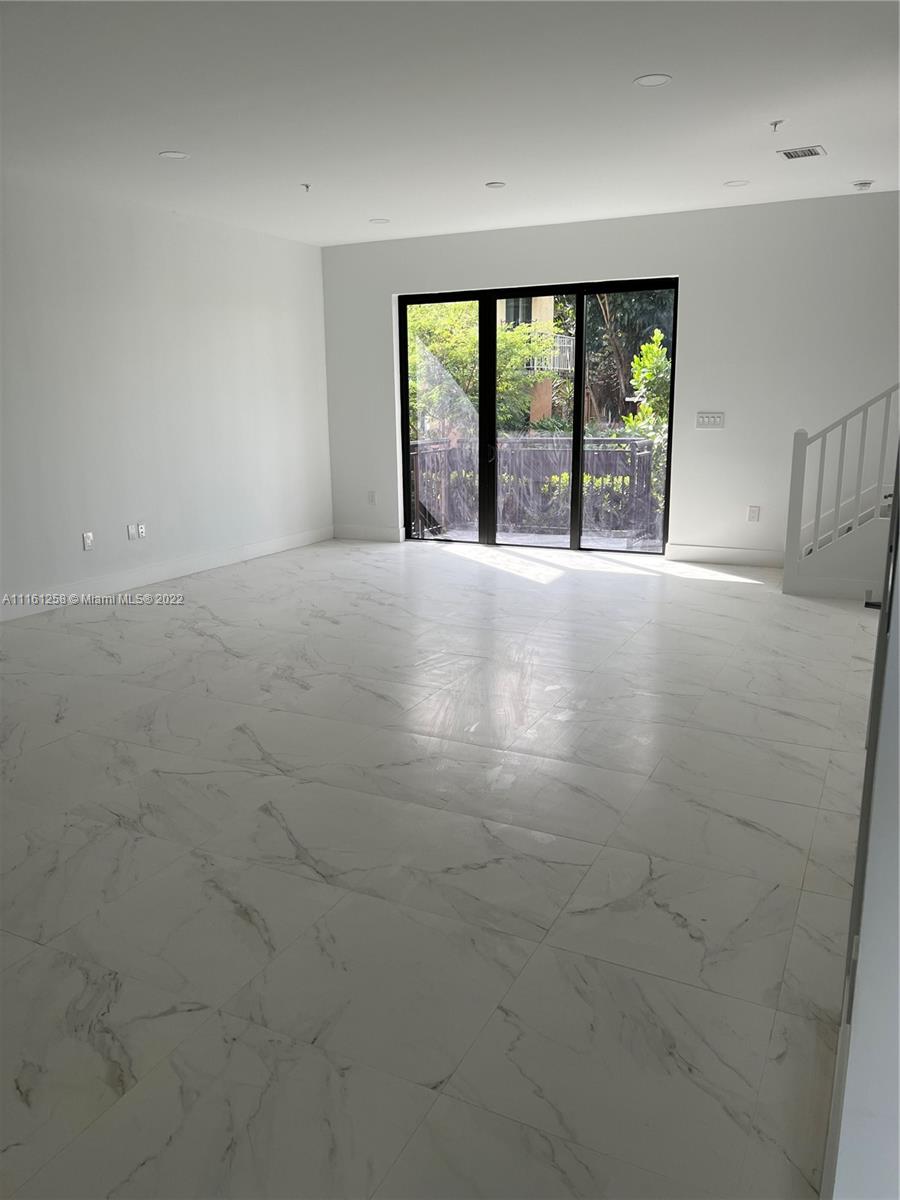 POSITANO TOWNHOUSES - Residential Lease