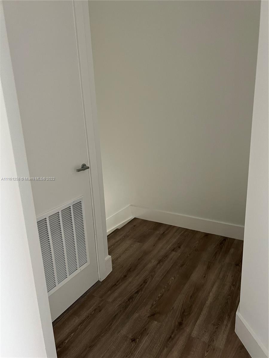 POSITANO TOWNHOUSES - Residential Lease