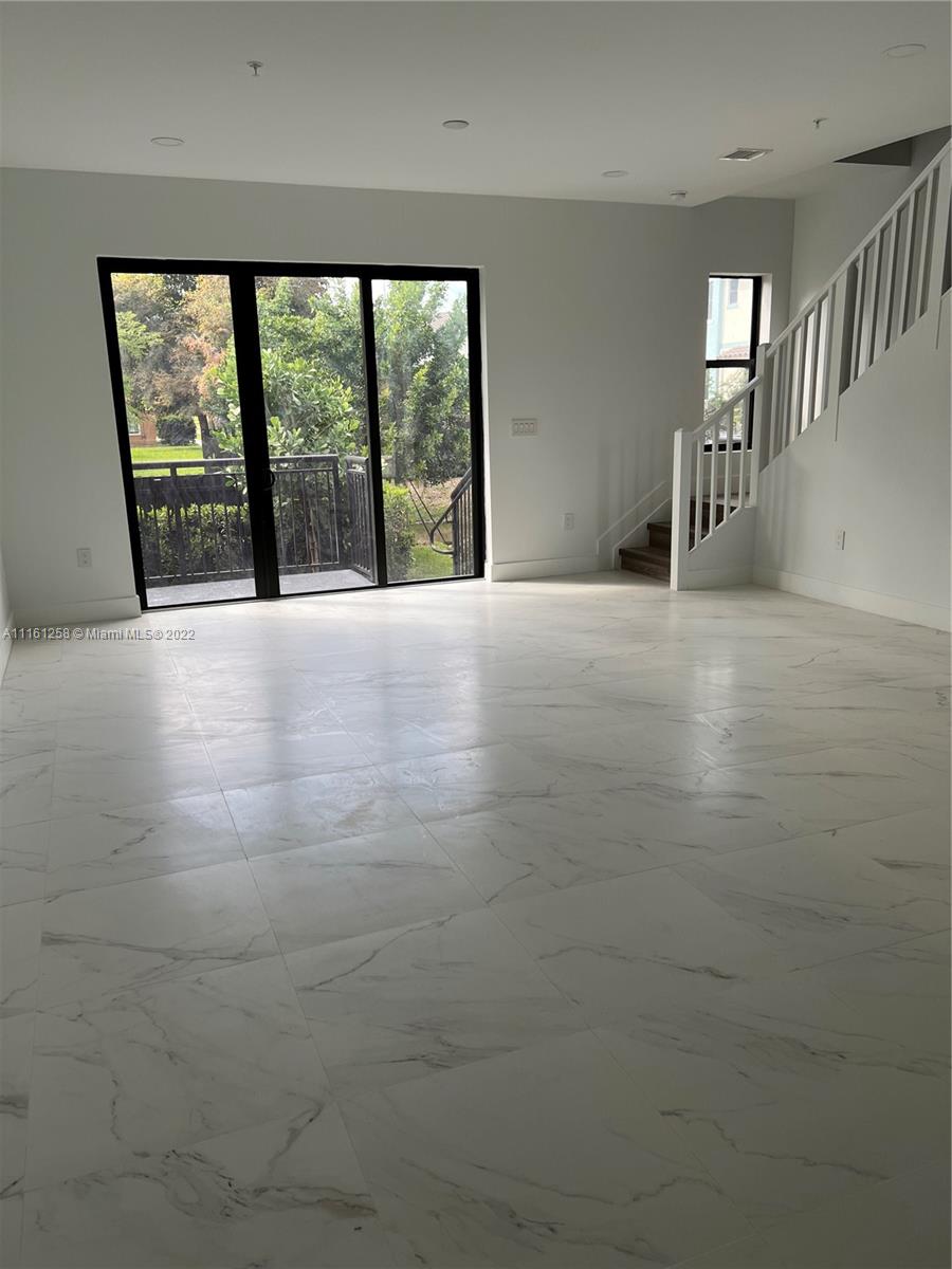 POSITANO TOWNHOUSES - Residential Lease