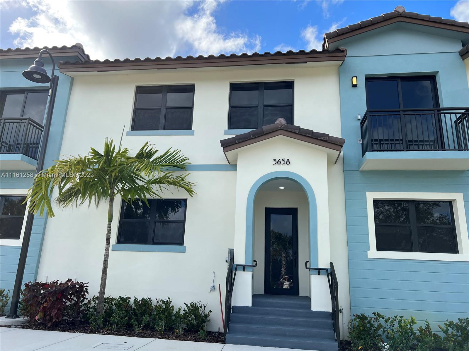 POSITANO TOWNHOUSES - Residential Lease