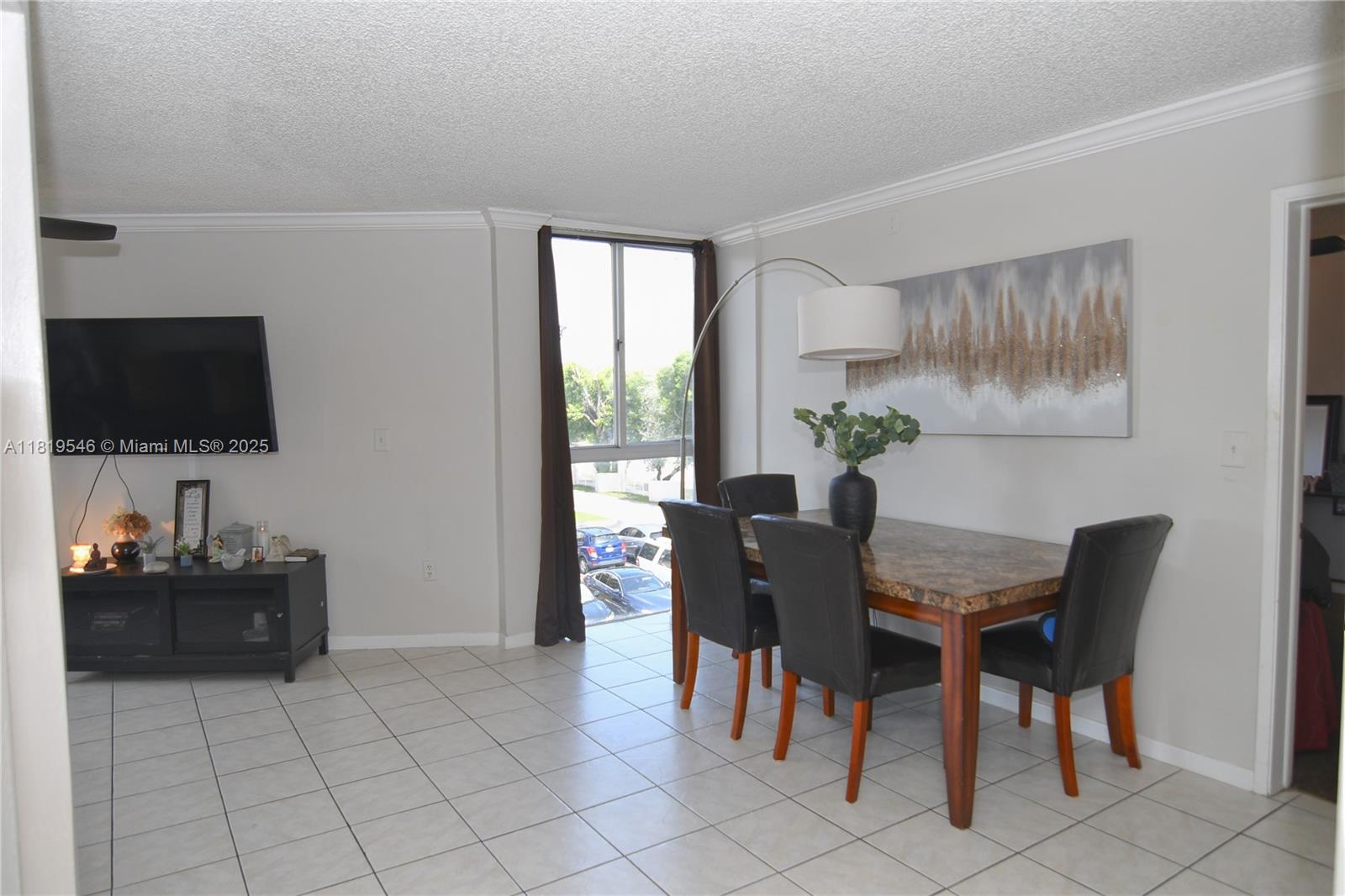 LAS BRISAS@ COUNTRY CLUB - Residential