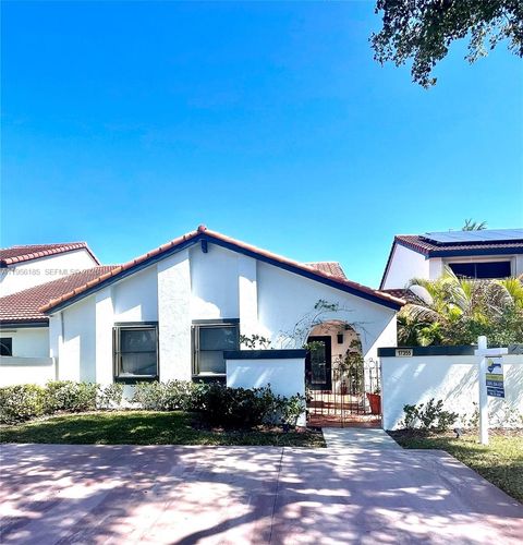 Photo of 17355 NW 66th Ct, Hialeah, FL 33015 (MLS # A11956185)