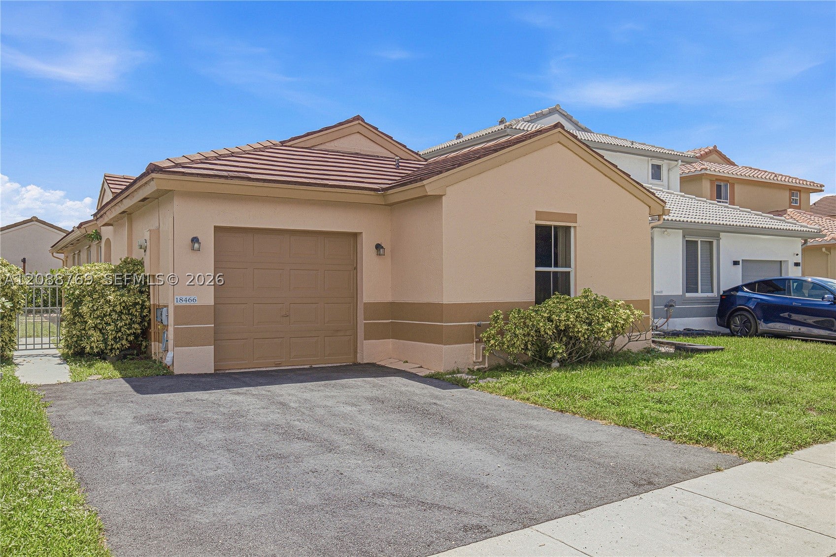 18466 NW 22nd St, Pembroke Pines FL 33029