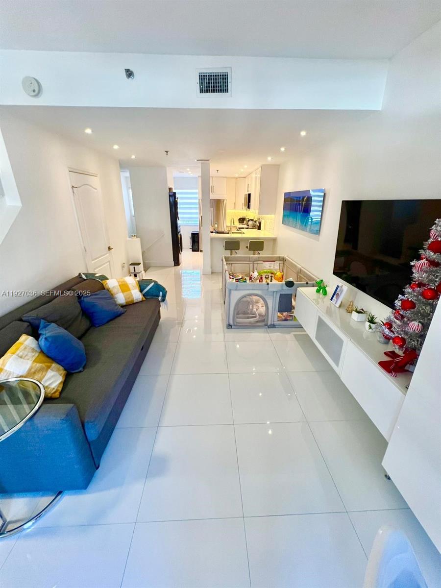 MYSTIC PLACE CONDO - Residential Lease