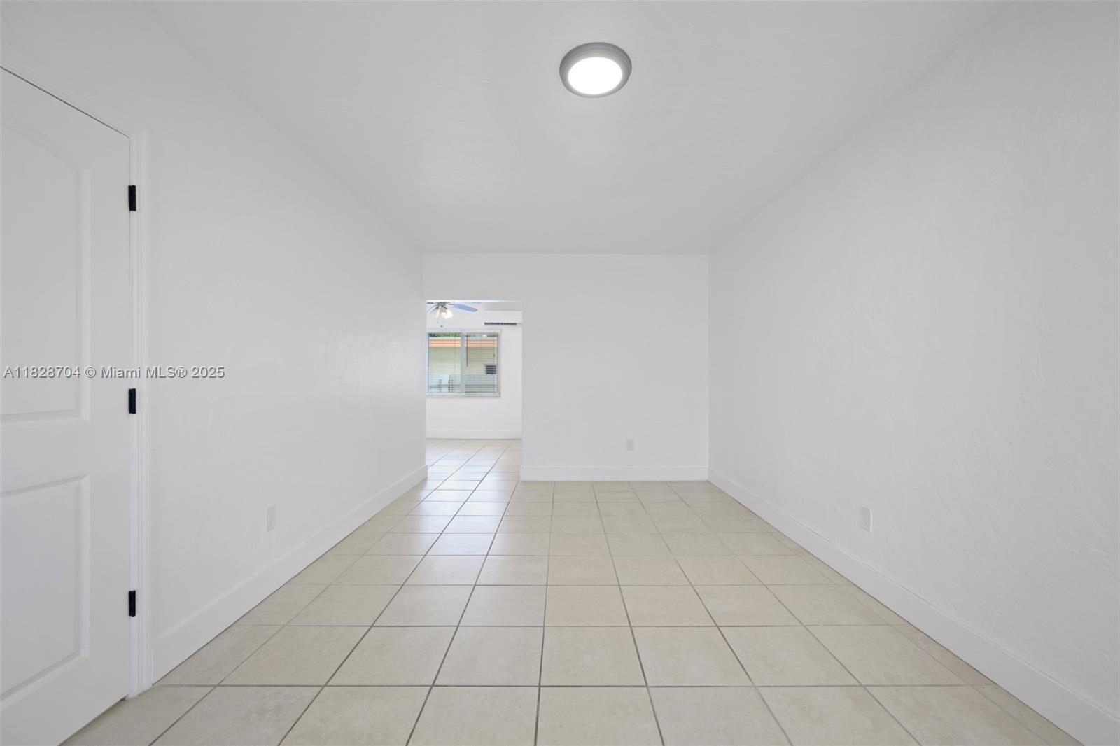 550 NE 82nd Ter 4