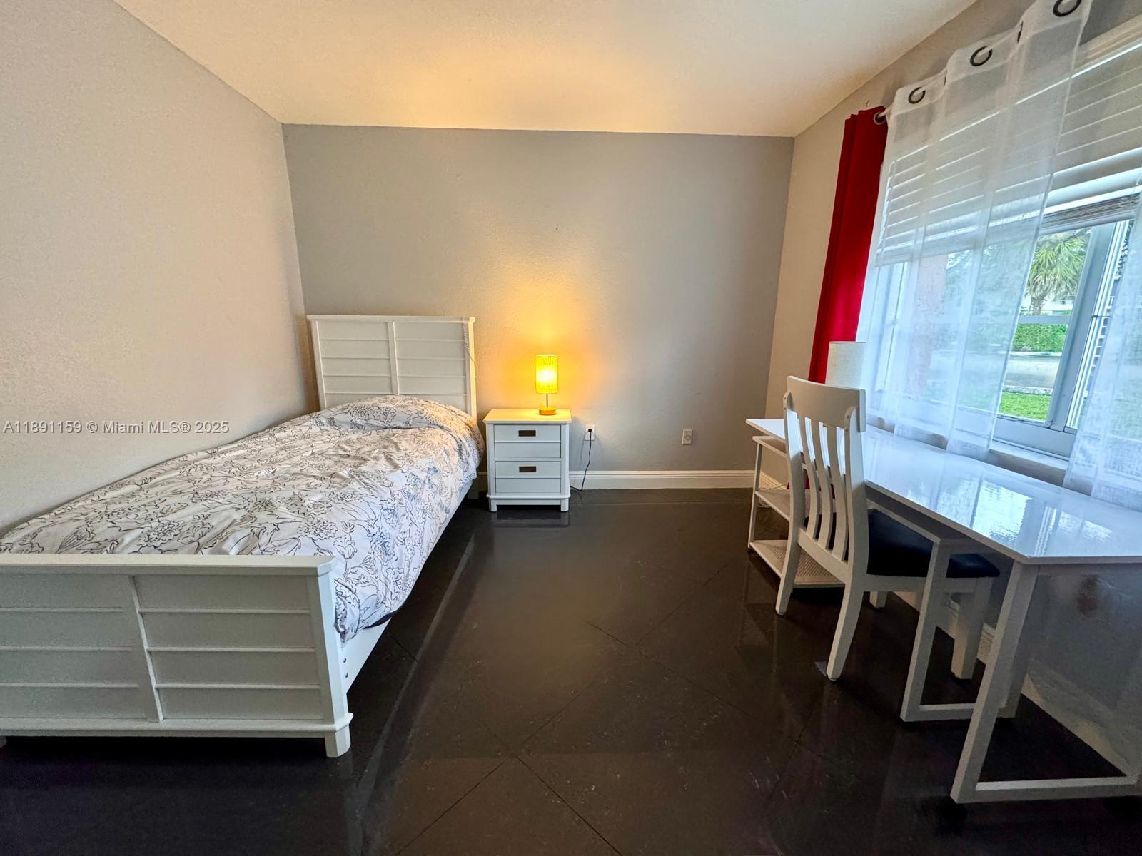 RAMBLEWOOD CONDO B - Residential