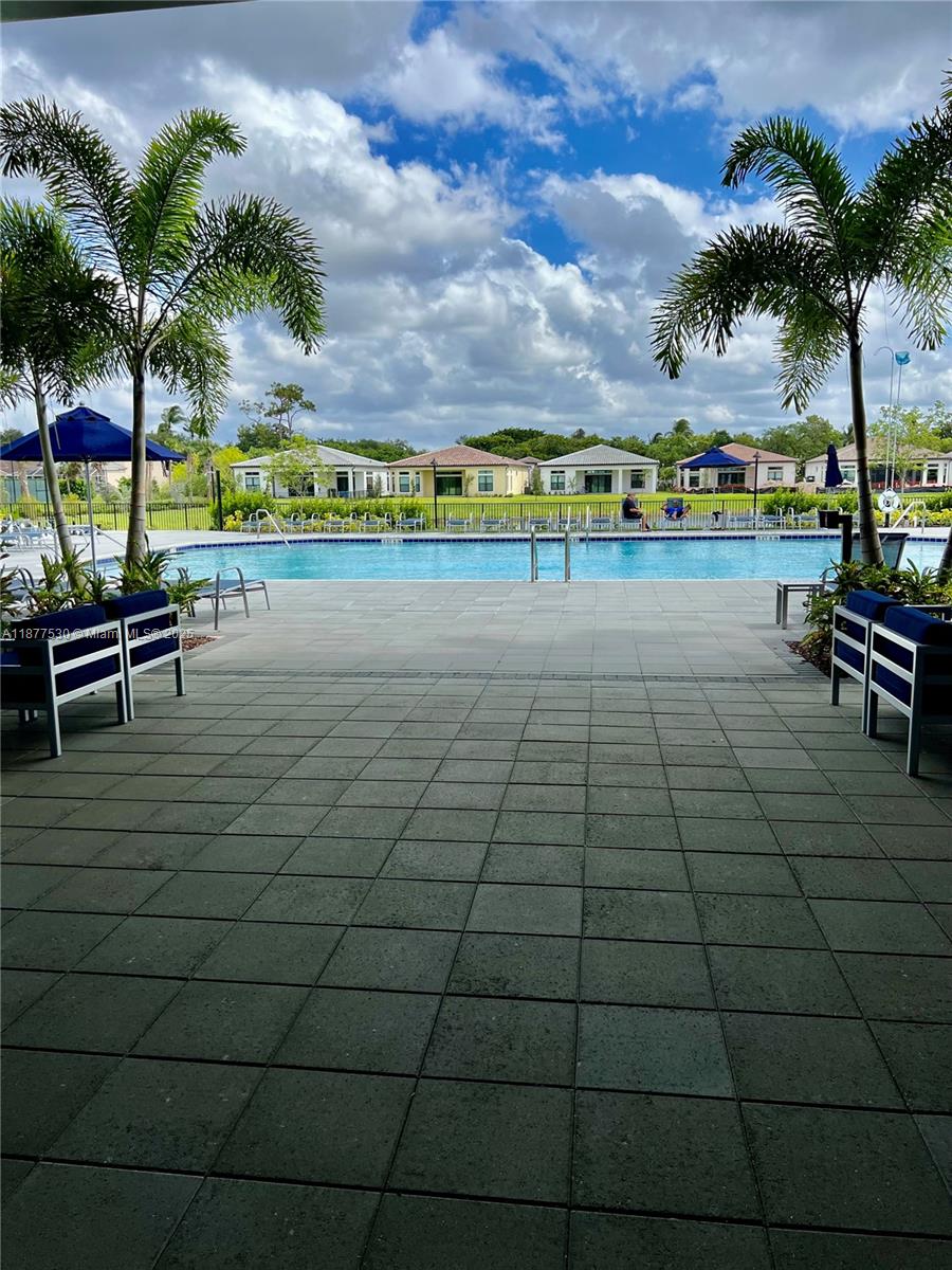 MCJUNKIN FARMS PLAT - Residential Lease