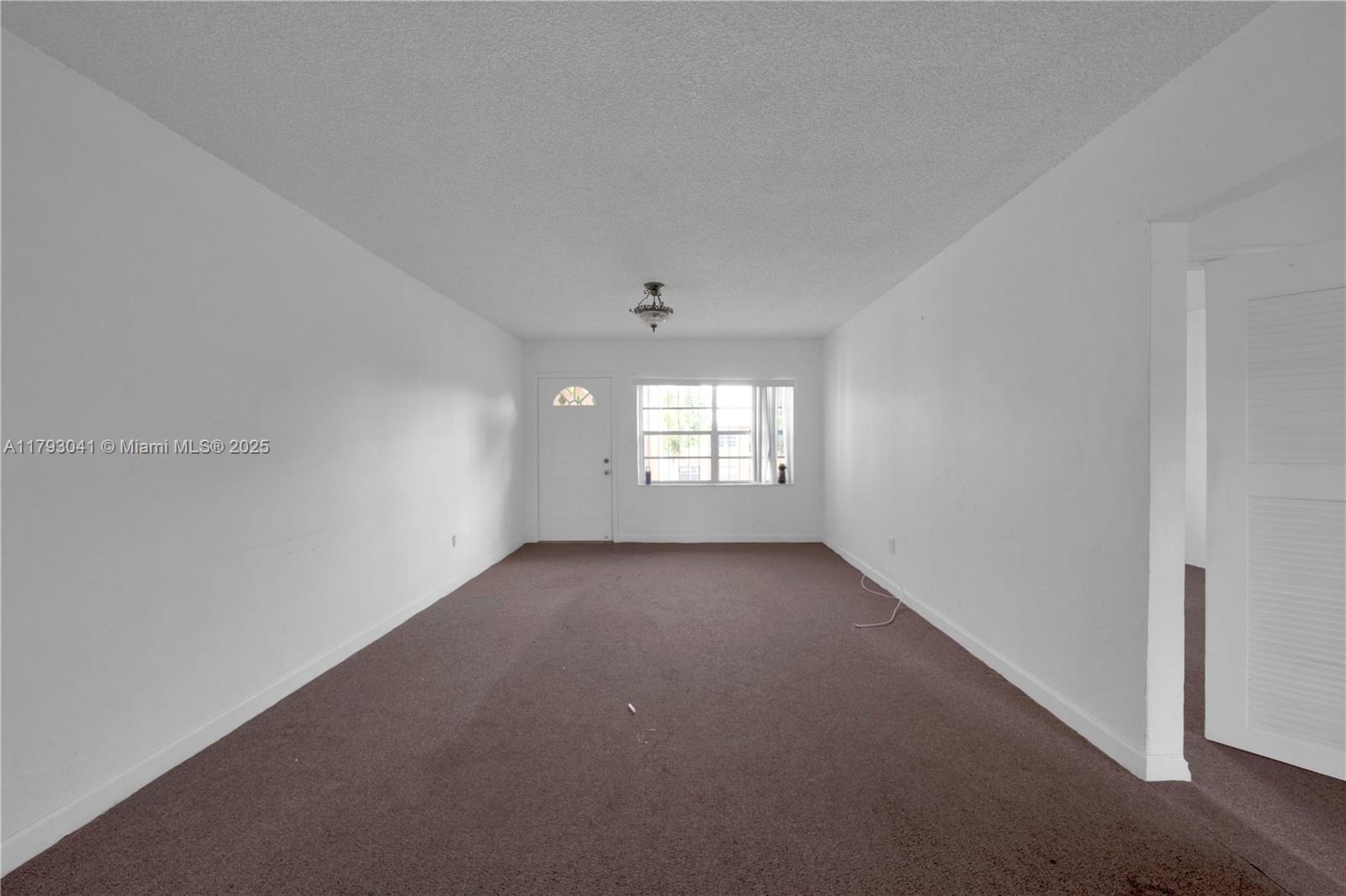 3401 SW 10th St 2B