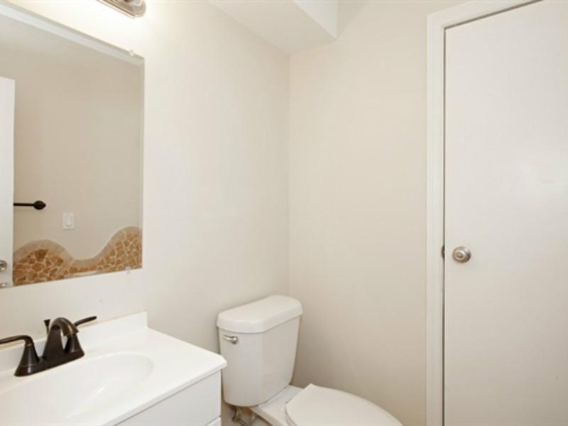 KENDALL FAMILY ESTATES PH - Residential Lease