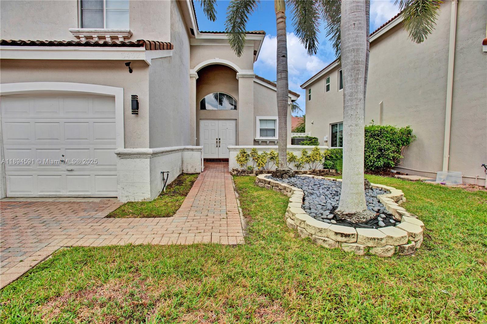 BANYAN OAKRIDGE PLAT - Residential Lease
