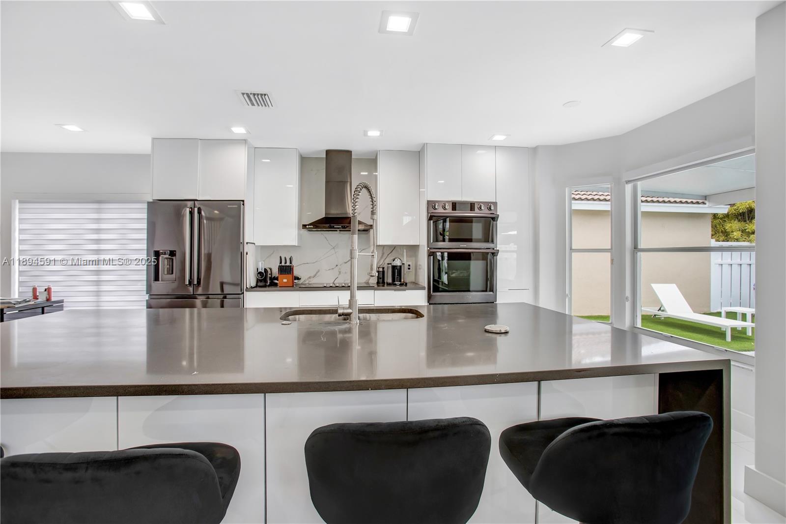 BANYAN OAKRIDGE PLAT - Residential Lease