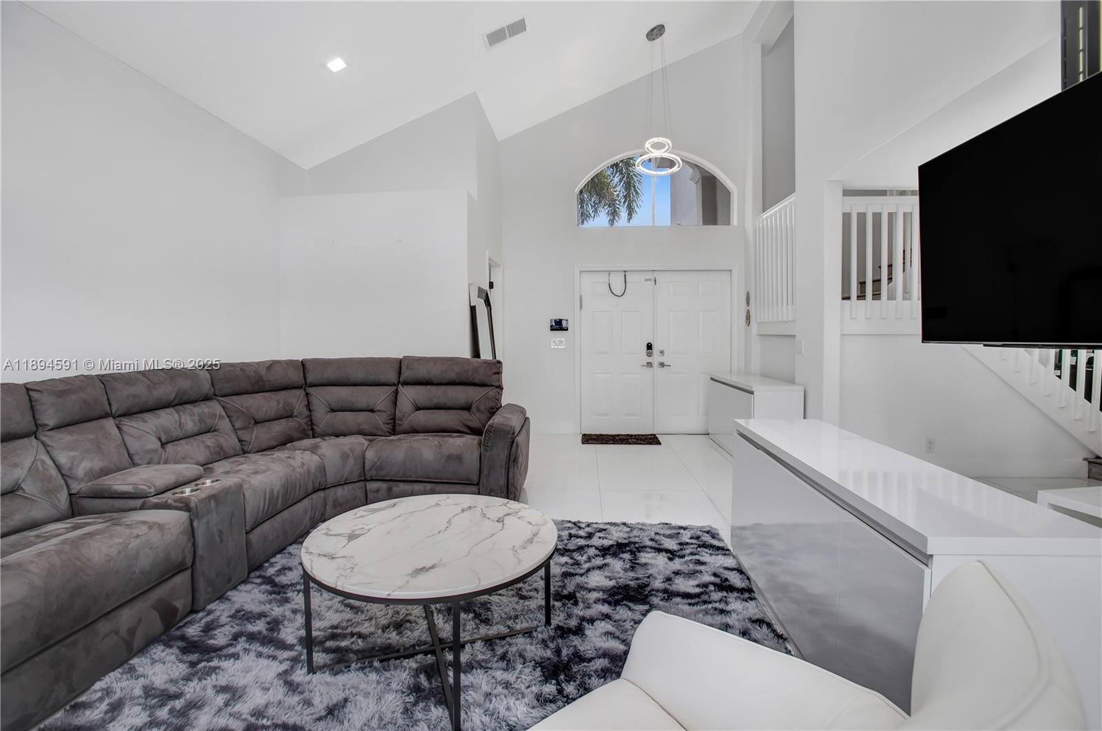BANYAN OAKRIDGE PLAT - Residential Lease