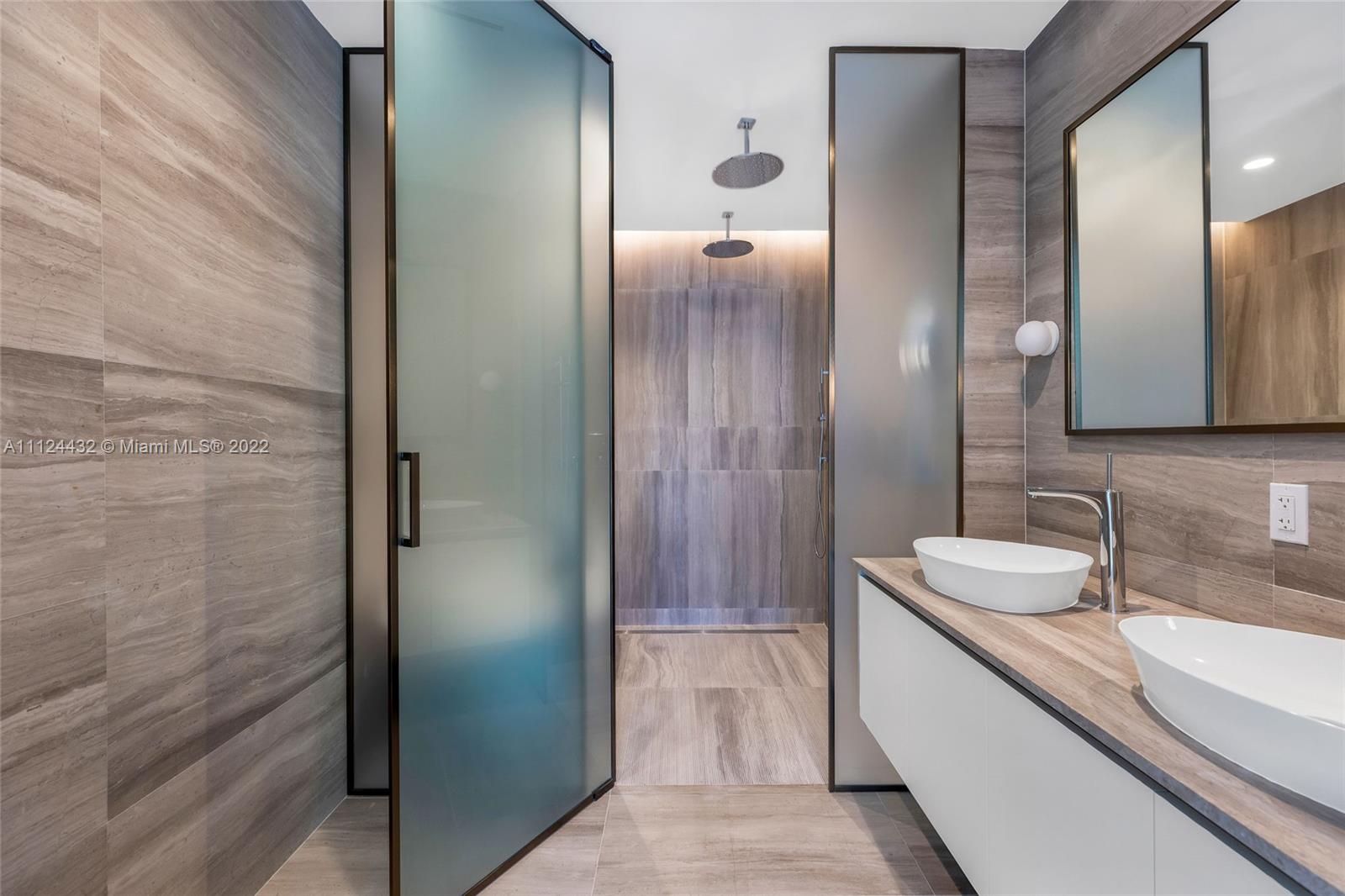 57 OCEAN - Residential