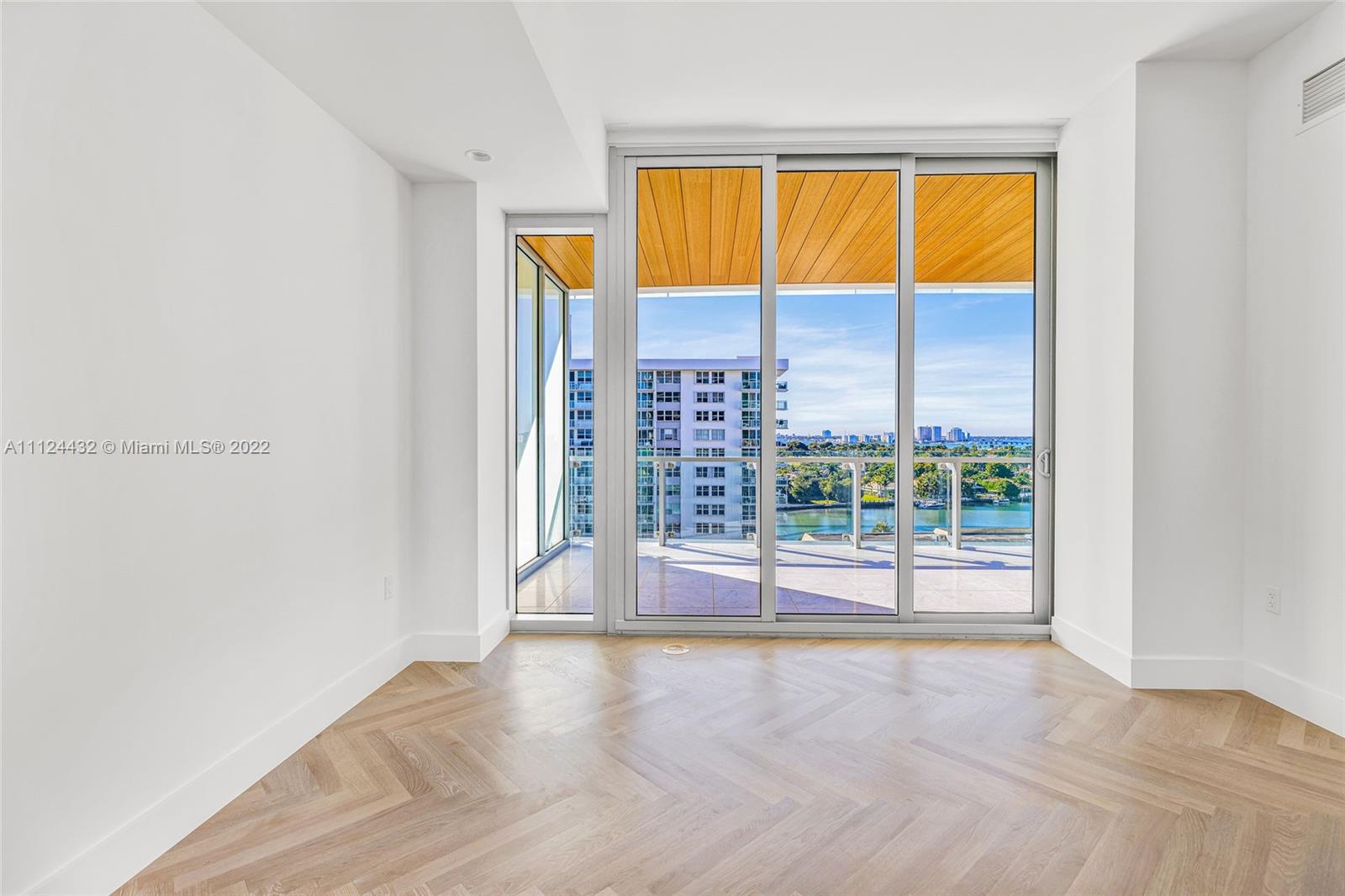 57 OCEAN - Residential