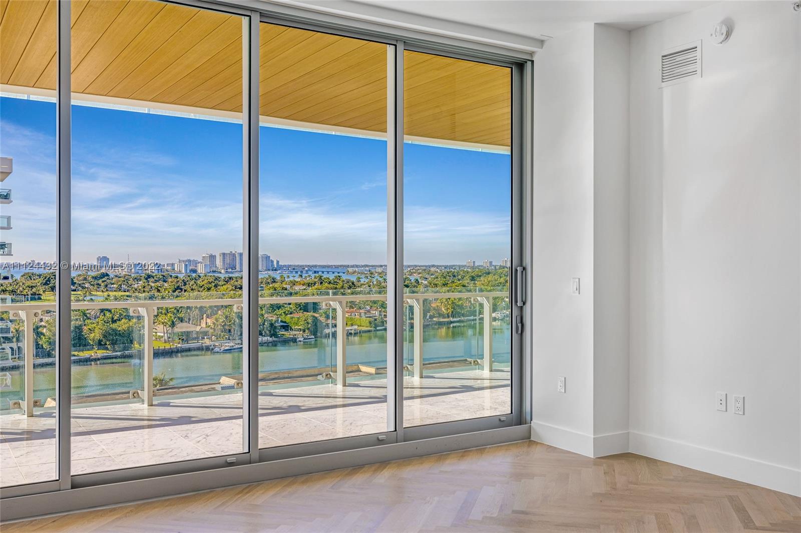 57 OCEAN - Residential