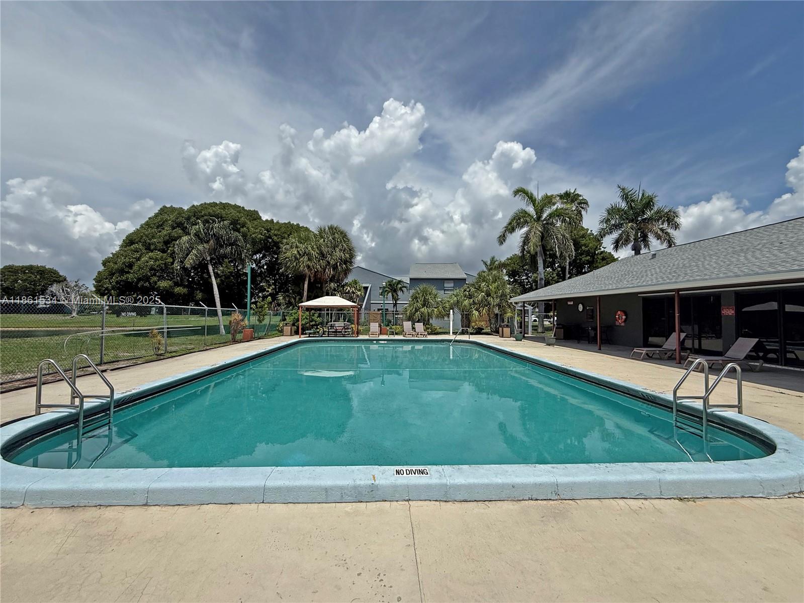 CROSSINGS OF BOYNTON BEAC - Residential