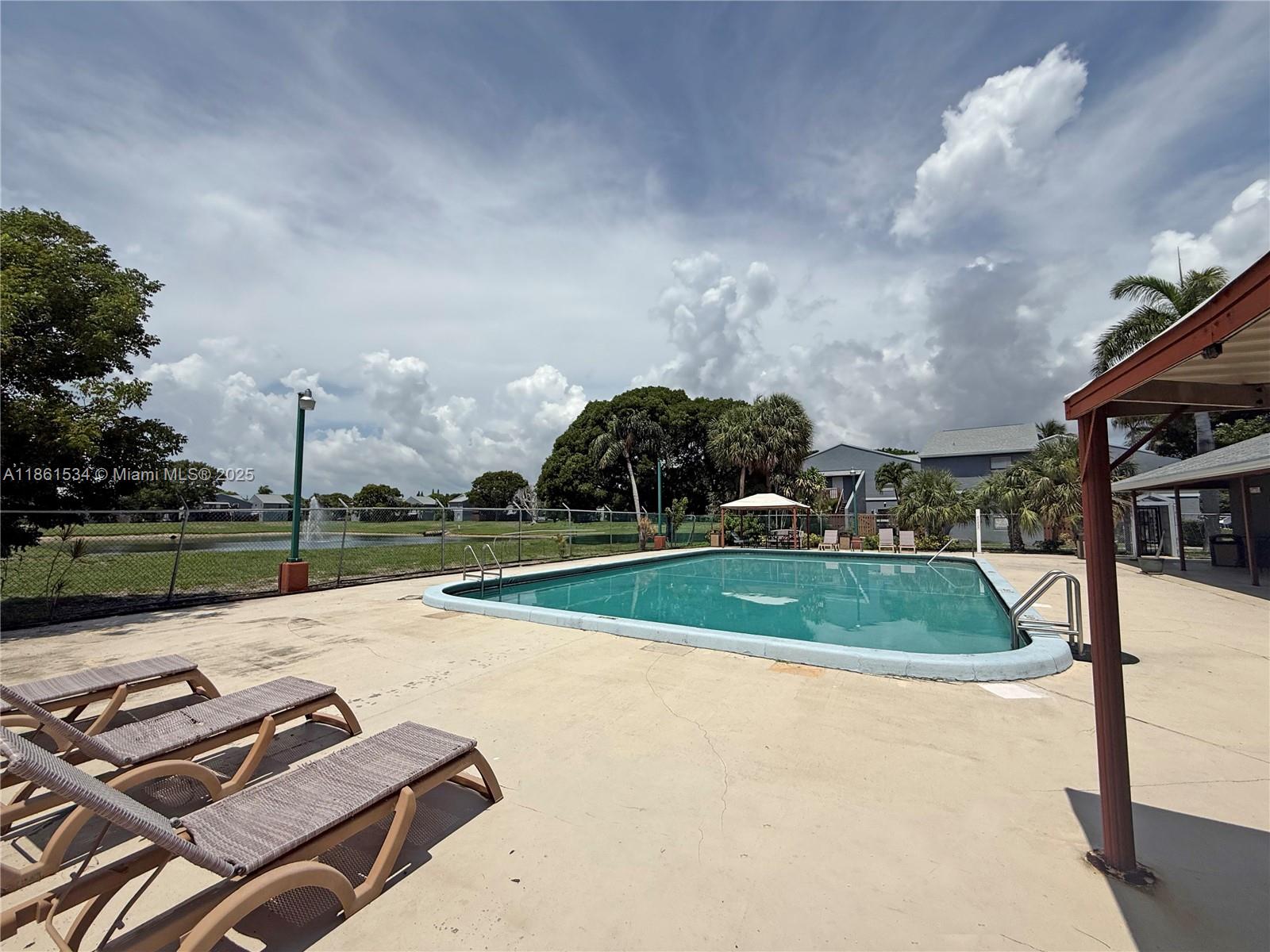 CROSSINGS OF BOYNTON BEAC - Residential
