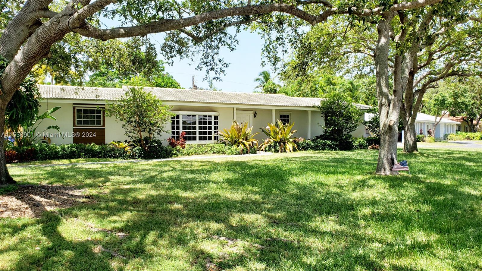 Very entertaining home w/spacious bright/white kitchen. Family room overlooking open pool and covered patio. Beautiful treed corner lot in a very quiet well-kept area of Palmetto Bay, walk to Coral Reef Park & Deering Estate Park. Tiled floors, bamboo wood on bedrooms and living room. Great A rated schools. Fenced rear yard, room to park boat, 2 car garage. Home is in excellent condition ready to occupy.