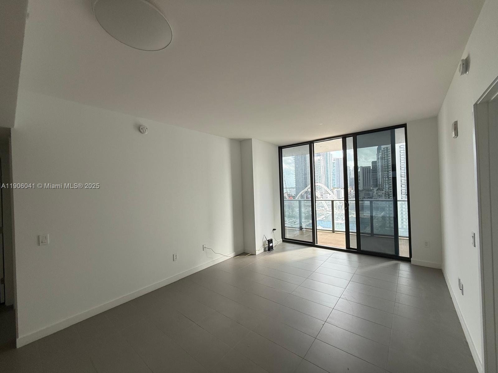 1600 NE 1st Ave 1909