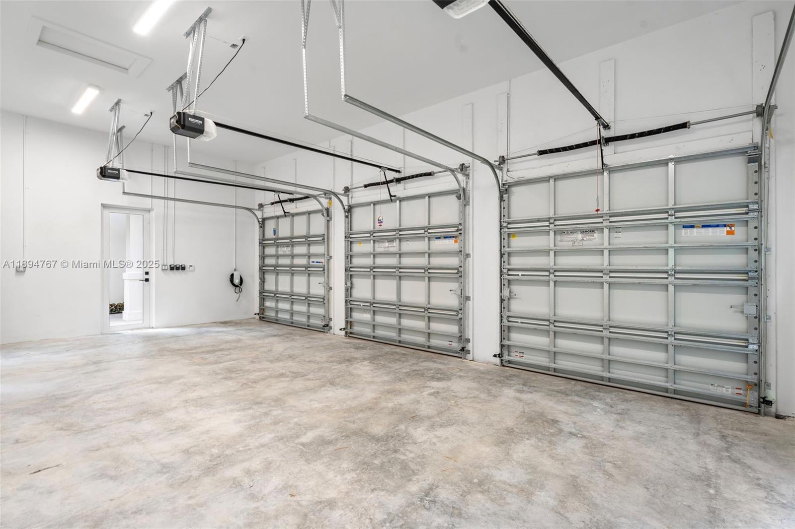 SUNILAND ESTATES 1ST ADDN - Residential