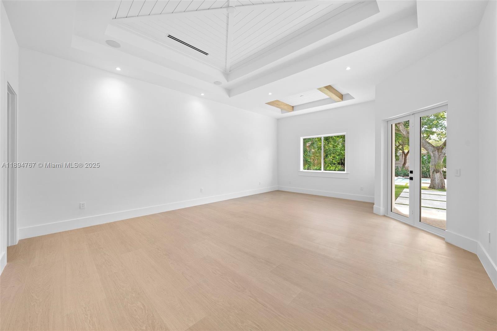 SUNILAND ESTATES 1ST ADDN - Residential