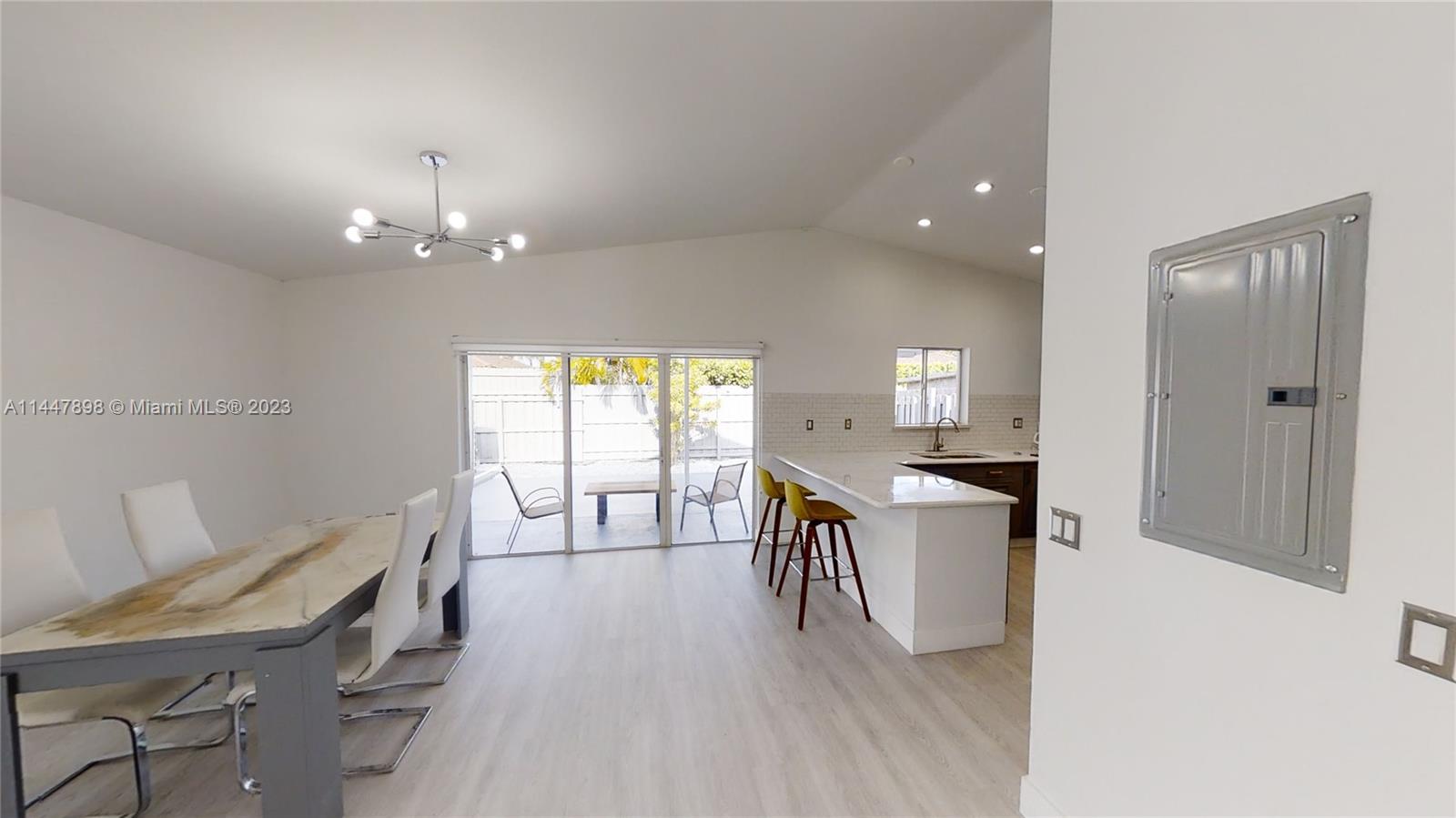 VILLA SEVILLA - Residential Lease