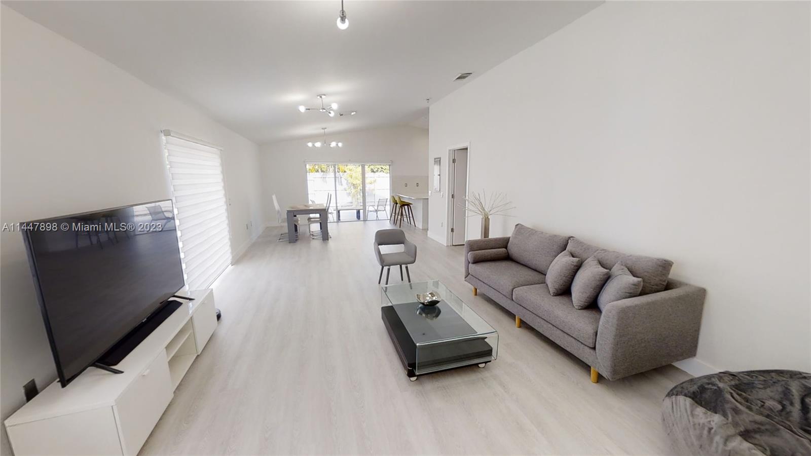 VILLA SEVILLA - Residential Lease